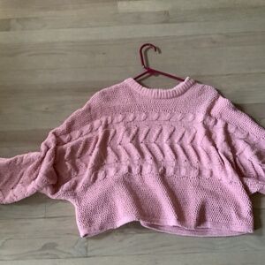 Cropped pink sweater